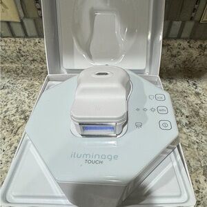 Iluminage Touch Permanent Hair Reduction System